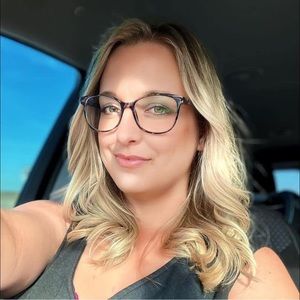 Meet your Posher, Richelle